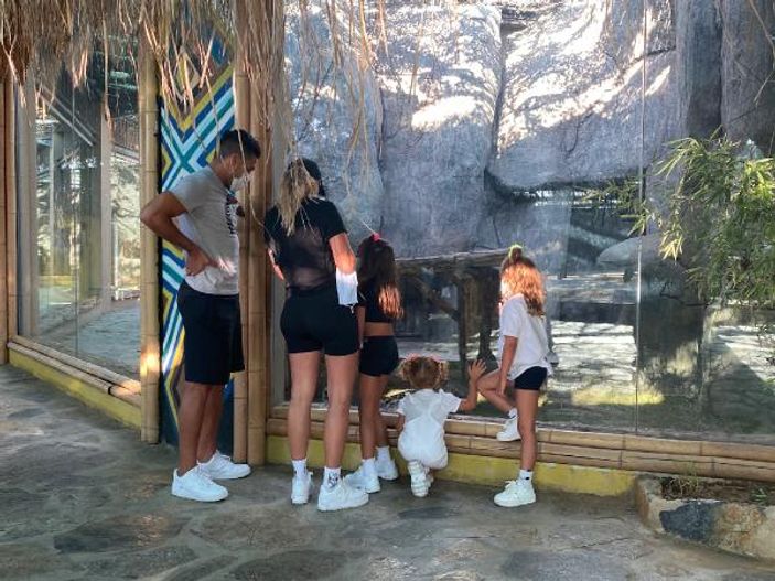 Falcao ve ailesi Aslan Park'ta