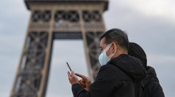 Fransa'da iş yerlerinde maske takma zorunluluğu getirildi