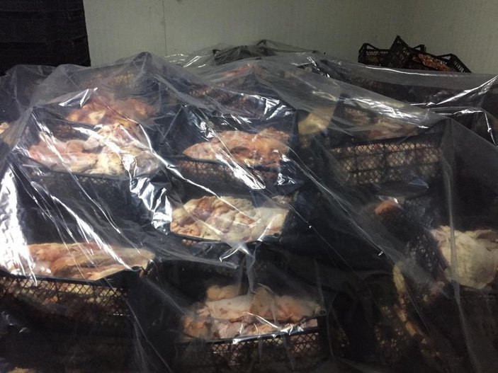Adana'da Furkan Vakfı, fakirlere dağıtacağız diye 41 ton et topladı