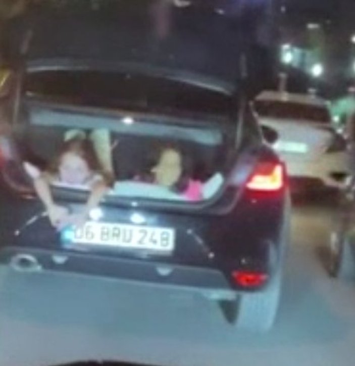 Ankara'da bagajında çocuklar varken yola devam eden sürücü