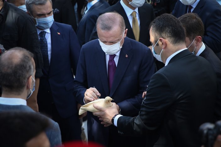 Cumhurbaşkanı Erdoğan Eyüpsultan Camii'nde