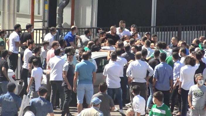 Bursaspor'un kongresinde kavga çıktı