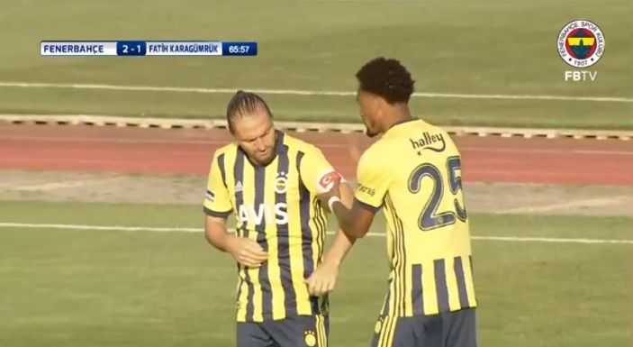 Fenerbahçe'de pazuband Gökhan ve Caner'e verildi