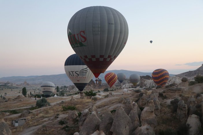Kapadokya'da balon turları yeniden başladı