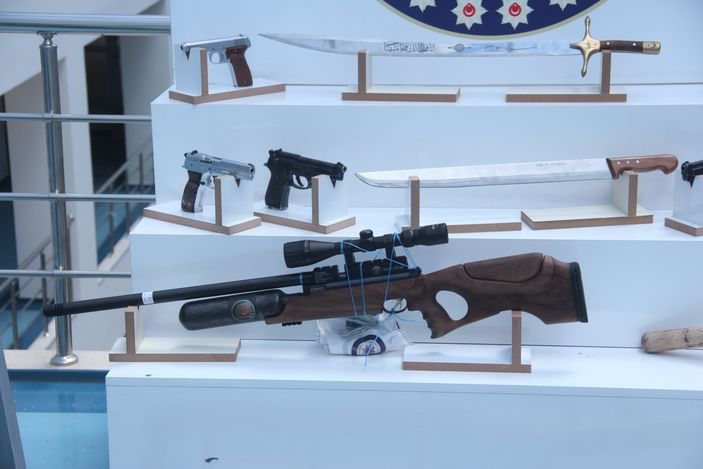 i Adana'da 41 adet silah ele geçirildi