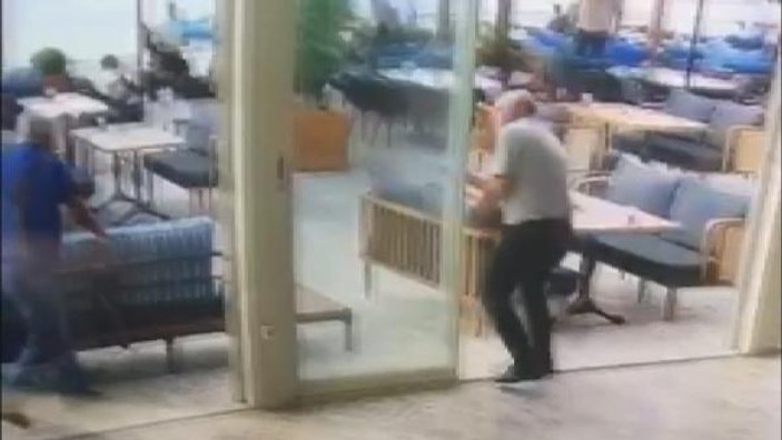 Tuzla'da kafede silahlı çatışma kamerada