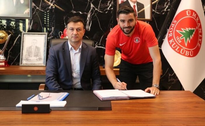 Ümraniyespor, Alim Öztürk'ü kadrosuna kattı