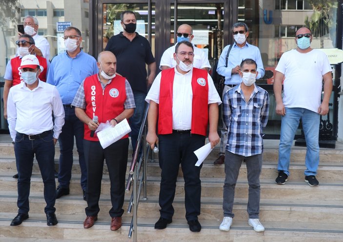 İzmir ve Mersin belediyelerinde işçiler greve gitti