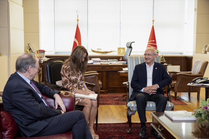 Kılıçdaroğu, AB Türkiye Delegasyonu Başkanı Christian Berger'i kabul etti