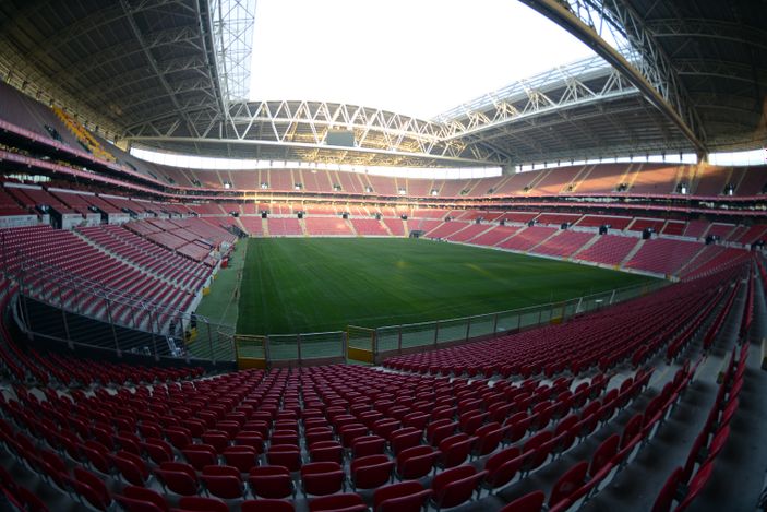 Galatasaray sınırlı sayıda kombineyi satışa çıkarıyor