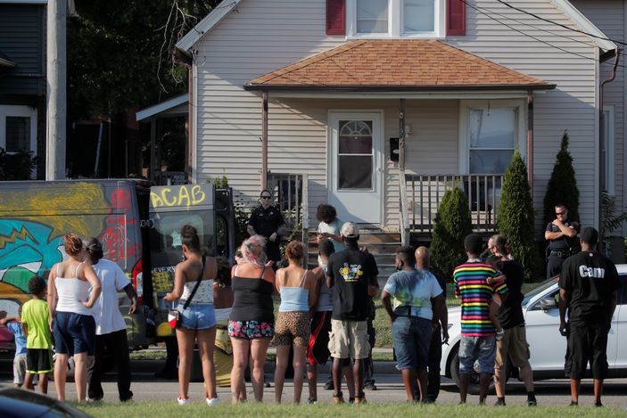 ABD polisinin barışçıl protestolarda yaptığı tutuklamalar tepki çekti