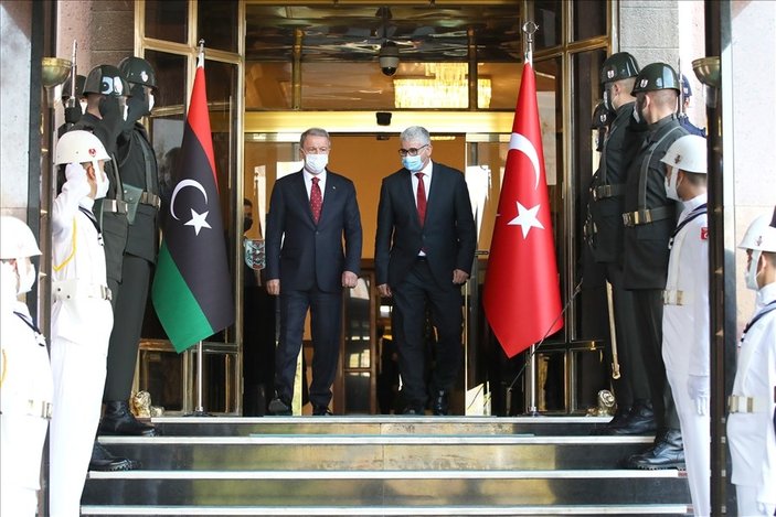 Bakan Hulusi Akar, Libya İçişleri Bakanı ile bir araya geldi