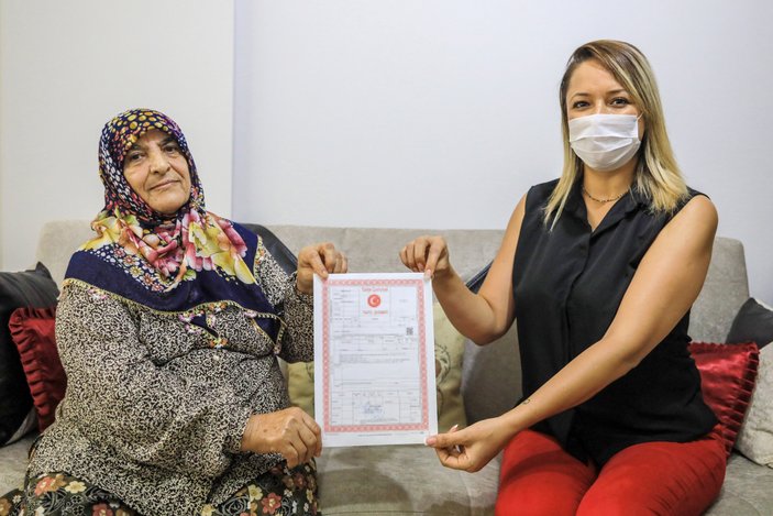 Antalya’da yaşlı kadın evini derneğe bağışladı
