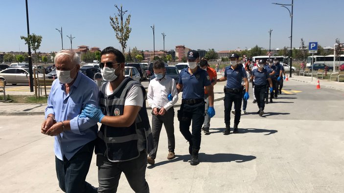 Konya'da 'valiyim' diyerek 1 milyon lira dolandıran çete çökertildi