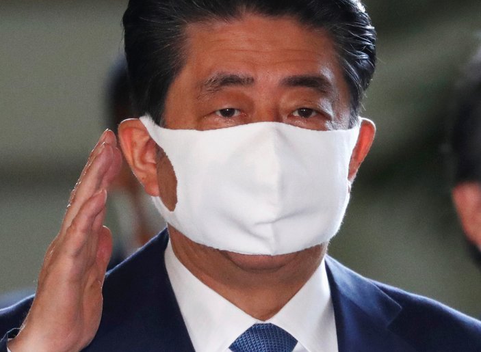 Japonya Başbakanı Abe sağlık nedeniyle görevi bırakıyor