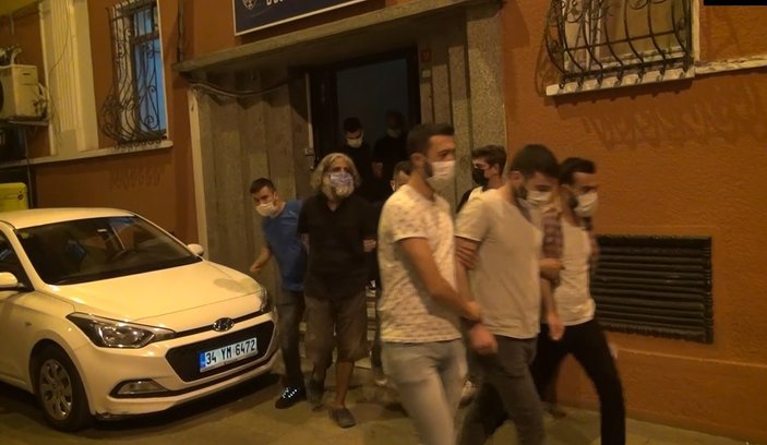 İstanbul'da değnekçiler, suçüstü yakalandı