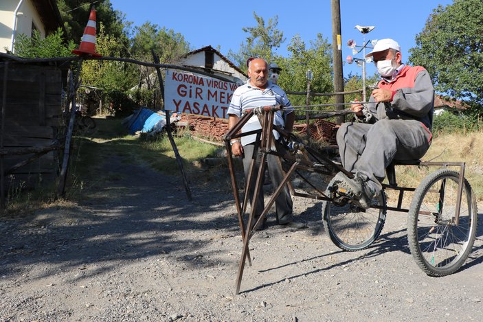 Karabük'te 66 yaşındaki işçi emeklisi çekirge gibi araç yaptı