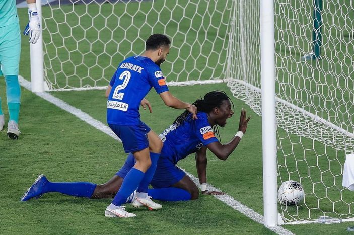 Gomis'in hat-trick yaptığı maçta Al Hilal şampiyon oldu