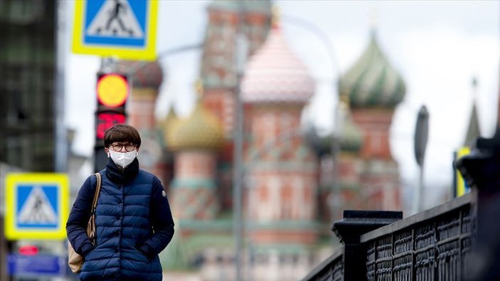 Rusya'da koroanvirüs vaka sayısı 1 milyona yaklaştı