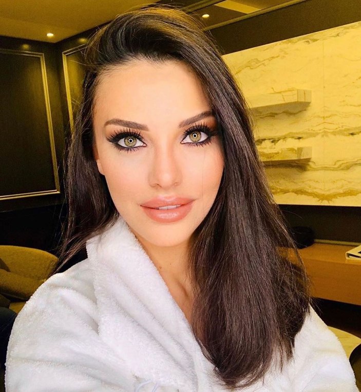 Tuvana Türkay kimdir? Tuvana Türkay kaç yaşında? Tuvana Türkay dizi ve filmleri