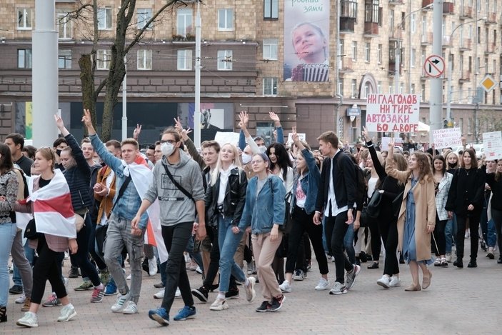 Belarus'ta bu kez de öğrenciler sokağa çıktı
