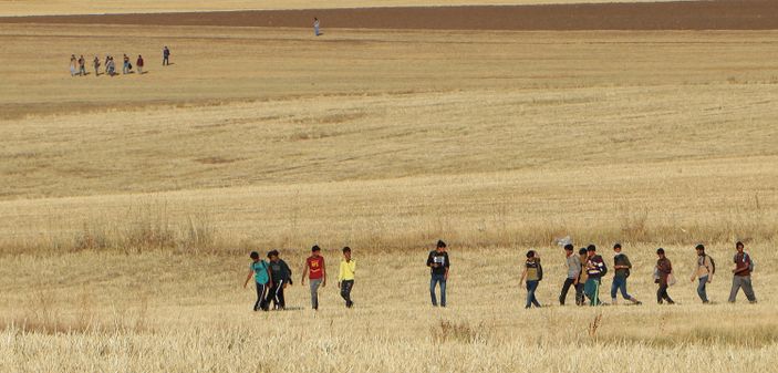 d Erzurum'da kaçak göçmenlerin umuda yolculuğu