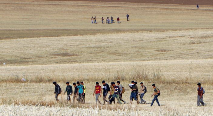d Erzurum'da kaçak göçmenlerin umuda yolculuğu