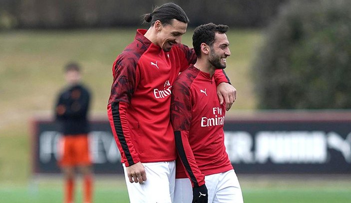 Ibrahimovic: Hakan daha iyisini yapabilir