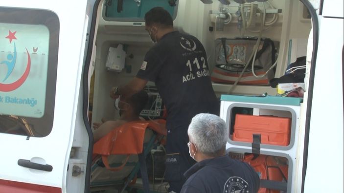 Denizli'de işten çıkarılan şahıs patronun evini bastı