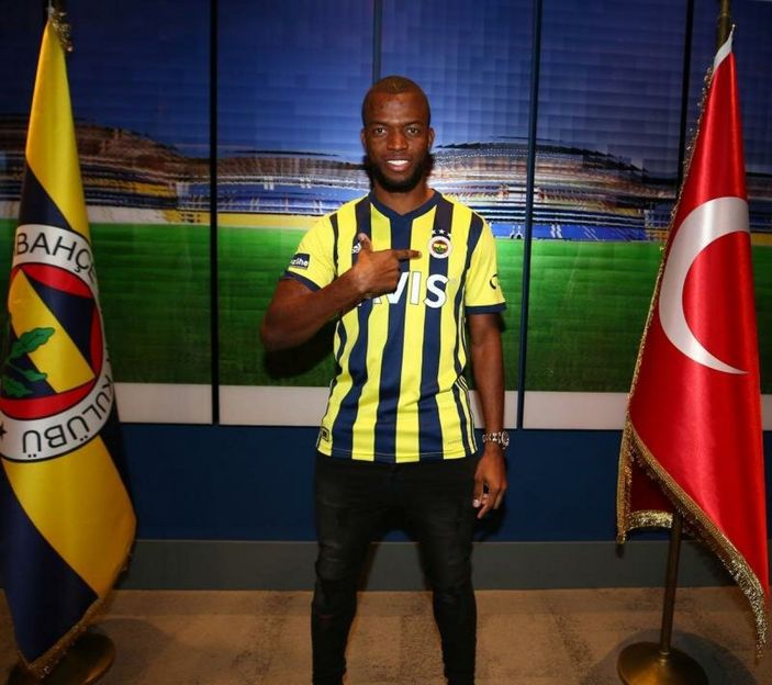 Enner Valencia: Umarım kulüp tarihine adımı yazdırırım