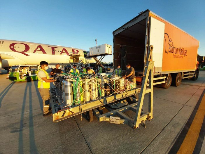 Katar Kraliyet Ailesi, 2 kamyon eşya ile Bodrum’a geldi