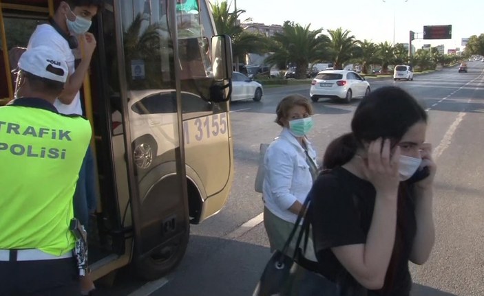 İstanbul'da fazla yolcu taşıyan minibüsçü cezaya isyan etti