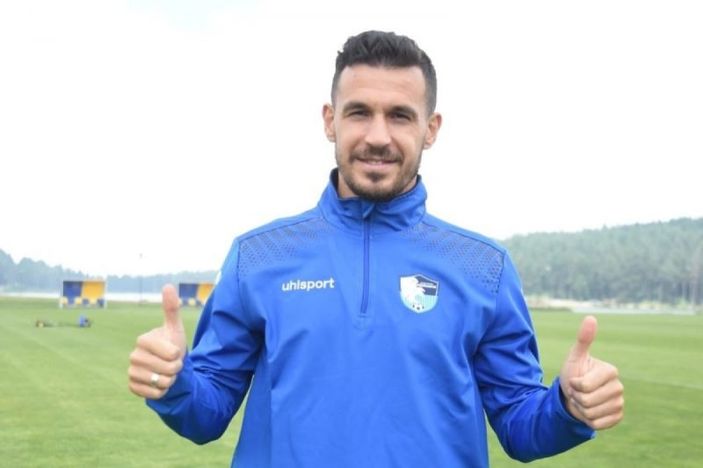 Ömer Şişmanoğlu Erzurumspor ile sözleşme uzattı