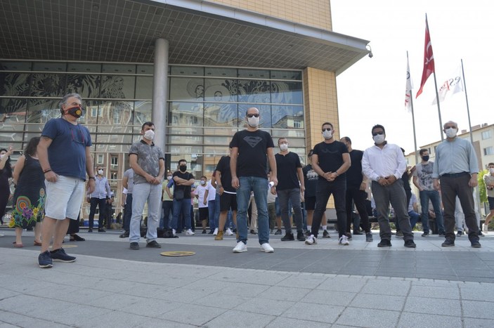Eskişehir'de üniversiteler açılmayınca esnaf isyan etti