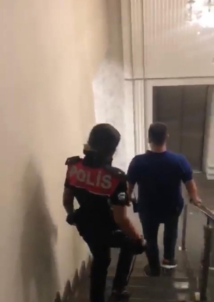 Bursa'da düğün salonuna, polis korona baskını yaptı