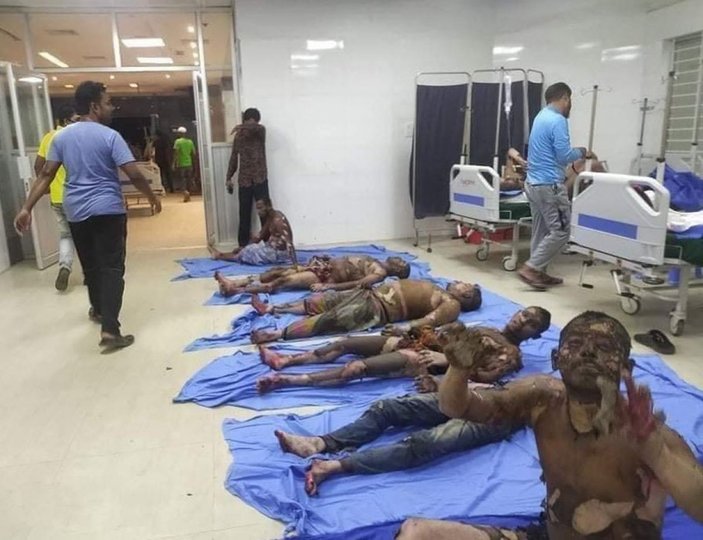 Bangladeş’te camide yangın: 3 ölü, 50 yaralı