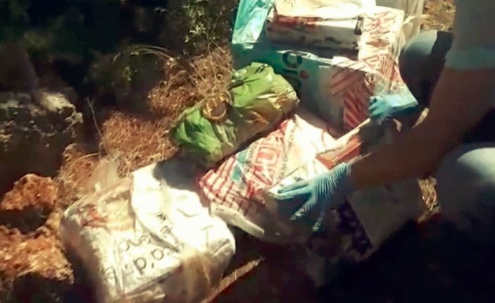 Antalya'da FETÖ'cülerin ormana gömdüğü 31 çuval bulundu