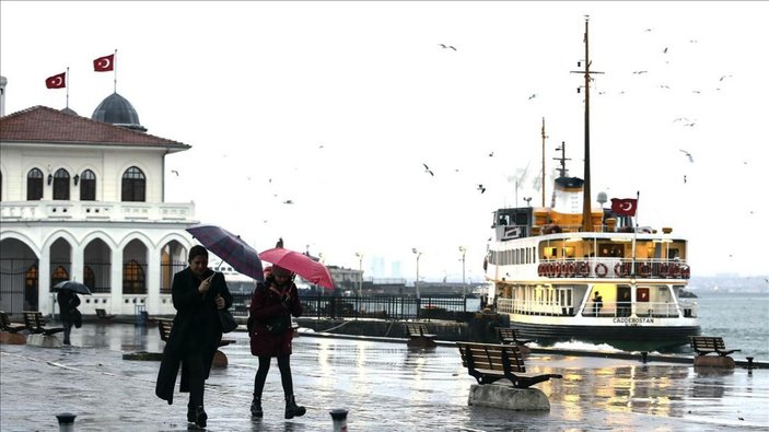 İstanbul'da gök gürültülü sağanak yağış bekleniyor