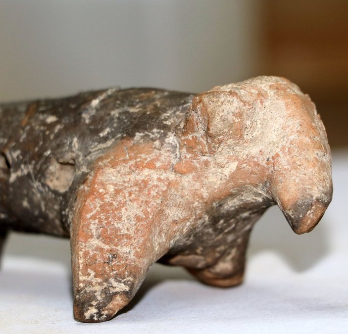 Maydos Antik Kenti'ndeki kazıda 3 bin yıllık koç figürü bulundu