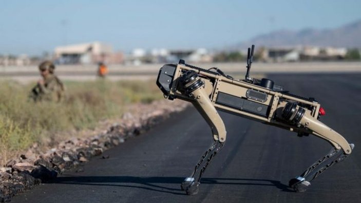 ABD ordusu 'robot köpekleri' test etti