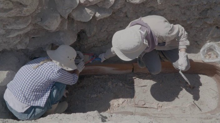 Burdur'da belgesel çekiminde altıncı yüzyıla ait insan iskeleti ortaya çıktı