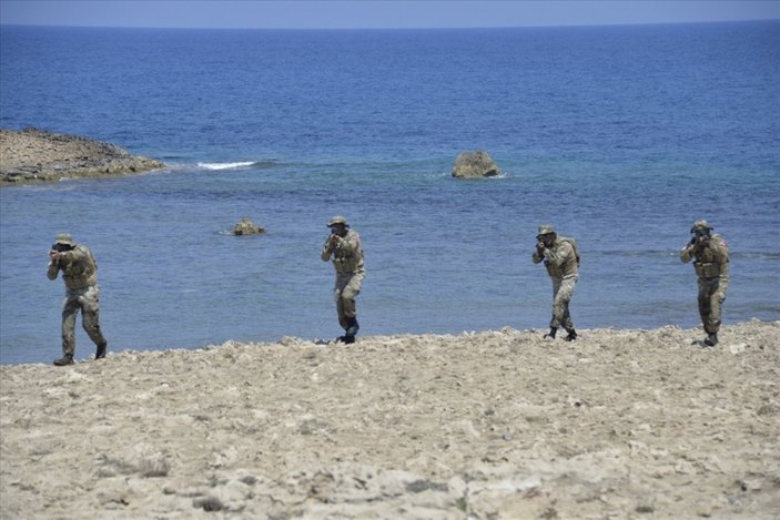 KKTC'de SAT ve SAS timleri tatbikat yaptı