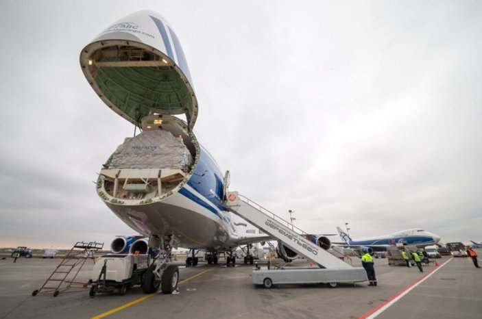 IATA: Korona aşılarının dağıtımı için 8 bin Boeing 747'ye ihtiyaç var