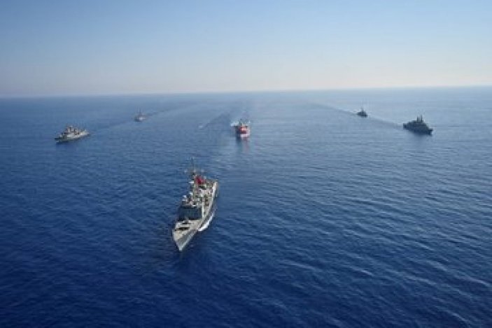 Milli Savunma Bakanlığı: Gemilerimizi korumaya devam ediyoruz