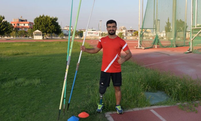 Mersin'de kazada bacağını kaybetti, cirit atmada Avrupa Şampiyonası'na hazırlanıyor