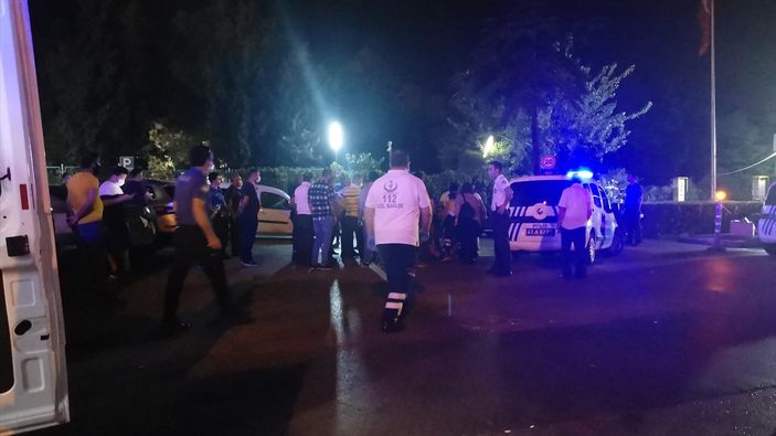 a Kocaeli'de üzerine döküm potası devrilen işçi hayatını kaybetti