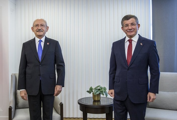 Kemal Kılıçdaroğlu ile Ahmet Davutoğlu bir araya geldi