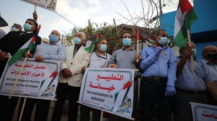 Bahreyn ve BAE'nin İsrail'le normalleşmesi protesto edildi