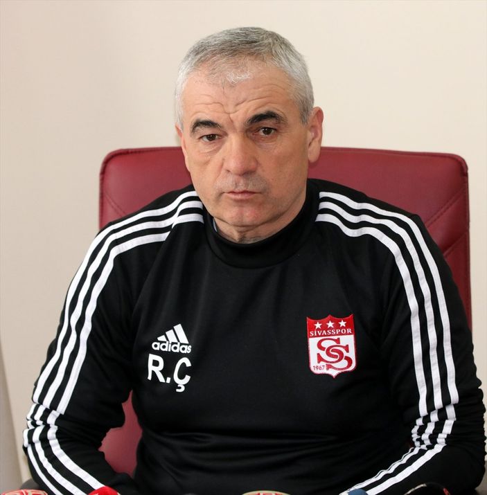 Rıza Çalımbay: Takımıma çok güveniyorum