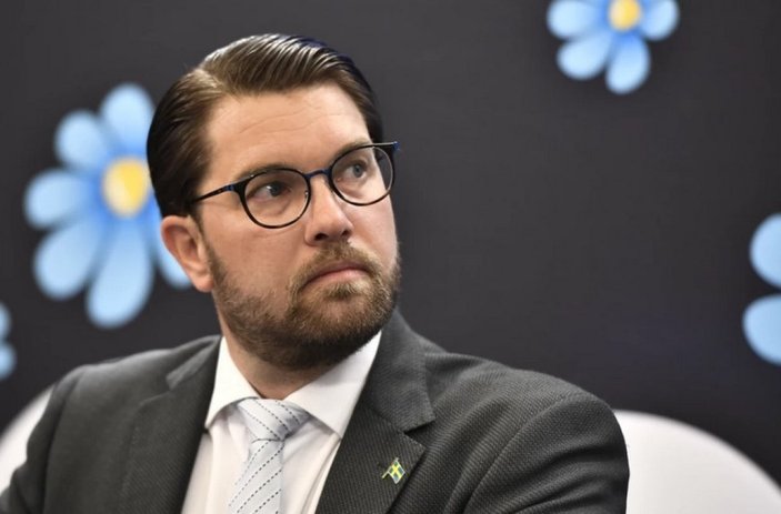 İsveçli aşırı sağcı lider Kur'an-ı Kerim yakılmasına tepkili